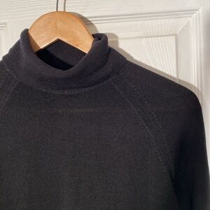 100% Wool Black Turtleneck Sweater • Made in Great Britain • Size Medium